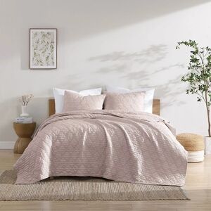 3 Pc. Social Standard by Sanctuary Seersucker Quilt Set, Full/Queen